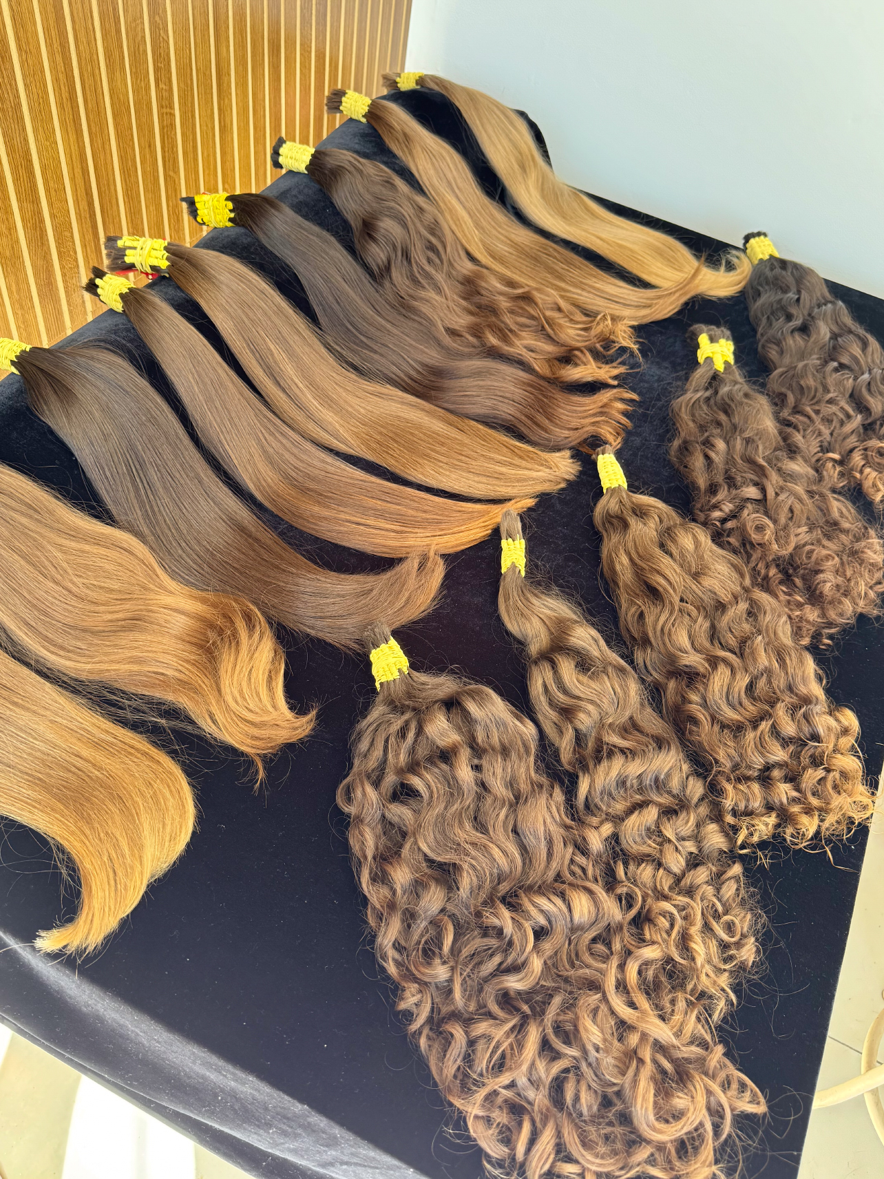 Deluxe Mega Hair